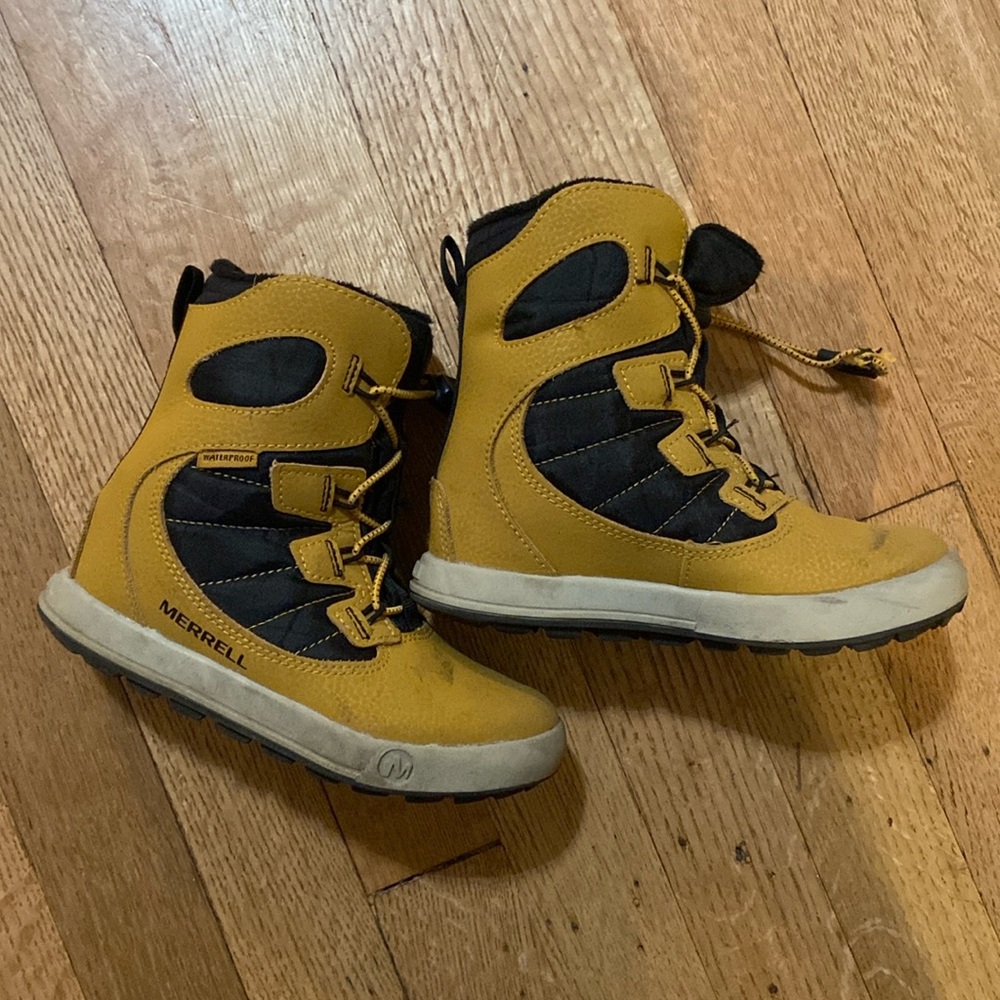 MERRELL Big Kid's Snow Bank 4.0 Waterproof Boot 11